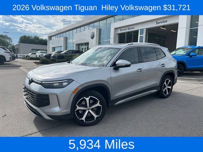 Certified 2026 Volkswagen Tiguan SE w/ Panoramic Sunroof Package