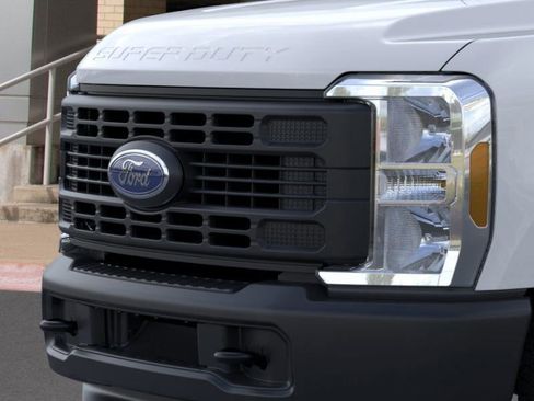 New 2025 Ford F350 XL image 19