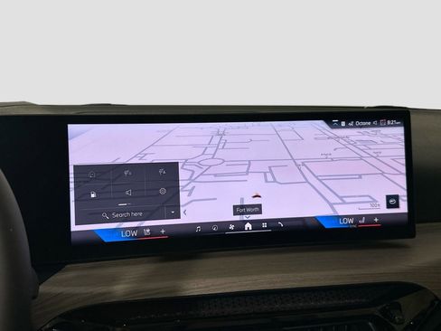 Used 2025 BMW 230i Coupe w/ Premium Package image 12