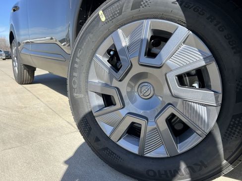 New 2026 Nissan Kicks S image 7