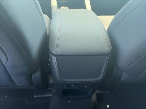New 2026 Ford Explorer Active image 13