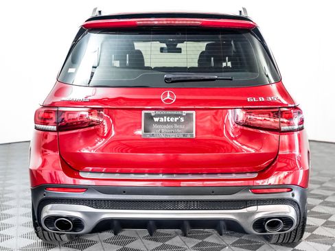 Certified 2022 Mercedes-Benz GLB 35 AMG 4MATIC image 11