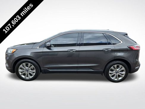 Used 2019 Ford Edge Titanium AWD/4WD image 2