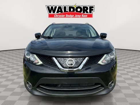 Used 2018 Nissan Rogue Sport SL w/ SL Premium Package AWD/4WD image 2