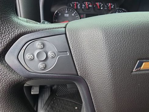 Used 2018 Chevrolet Silverado 1500 W/T AWD/4WD image 17