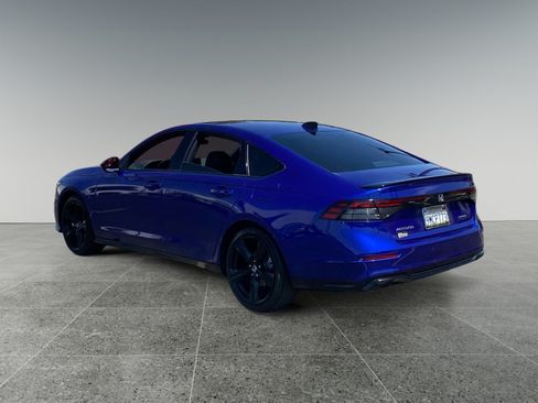 Used 2024 Honda Accord Sport image 3