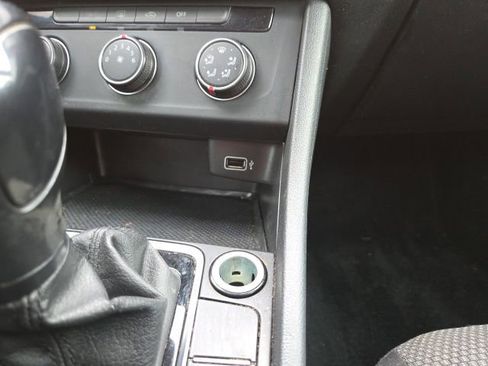 Used 2019 Volkswagen Jetta S FWD image 17