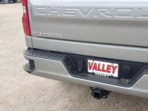 New 2026 Chevrolet Silverado 1500 Custom AWD/4WD image 10