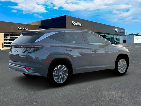 New 2026 Hyundai Tucson Limited image 9
