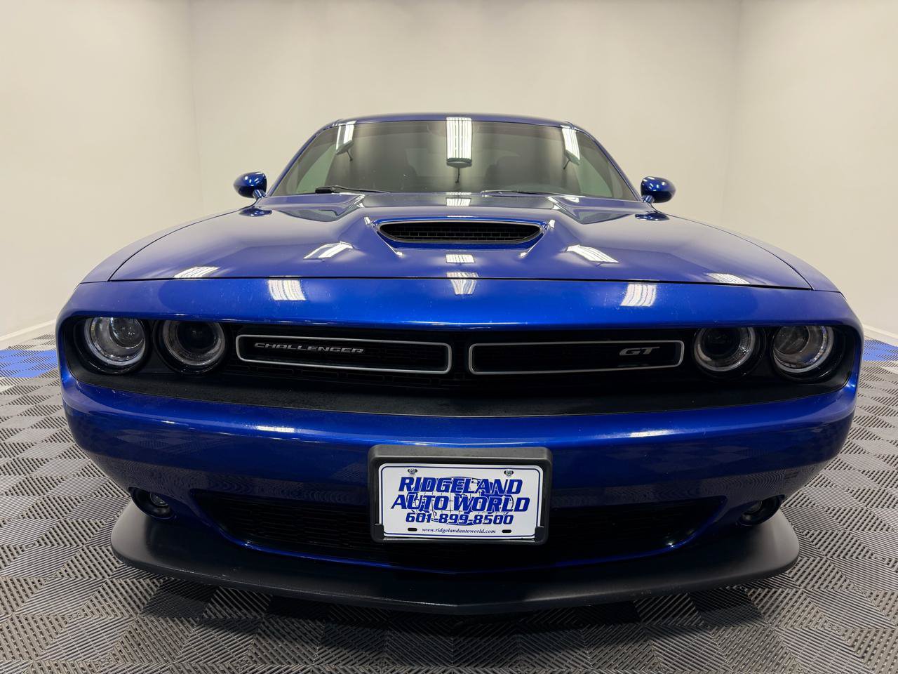 Used 2021 Dodge Challenger GT w/ Performance Handling Group RWD image 2