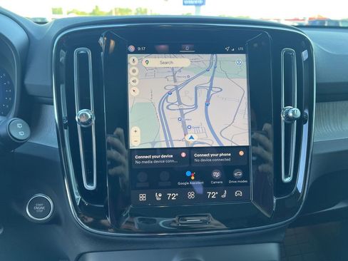 New 2026 Volvo XC40 B5 Plus w/ Protection Package Premier image 22