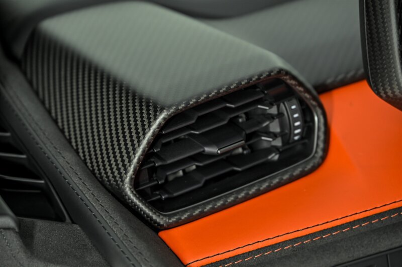 Used 2024 Lamborghini Revuelto AWD/4WD image 49