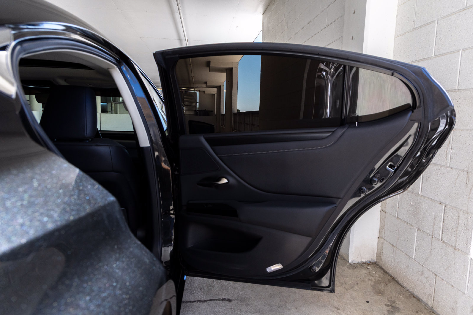 Used 2024 Lexus ES 350 w/ Premium Package FWD image 24