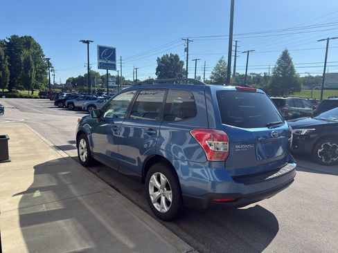 Used 2015 Subaru Forester 2.5i Premium w/ All-Weather Package AWD/4WD image 5