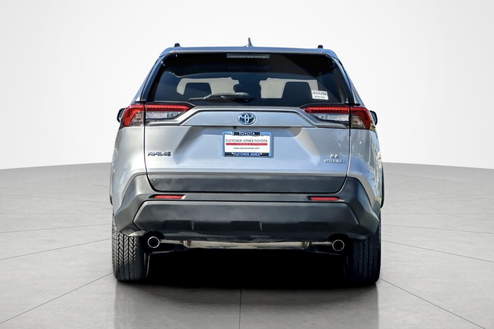 Used 2022 Toyota RAV4 LE AWD/4WD image 4