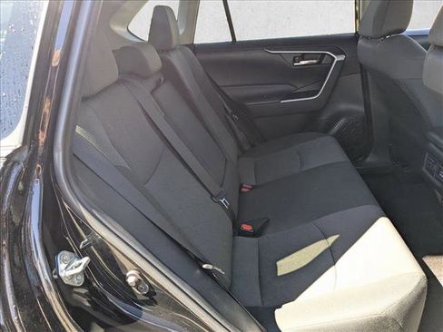 Used 2024 Toyota RAV4 XLE w/ Weather Package AWD/4WD image 18