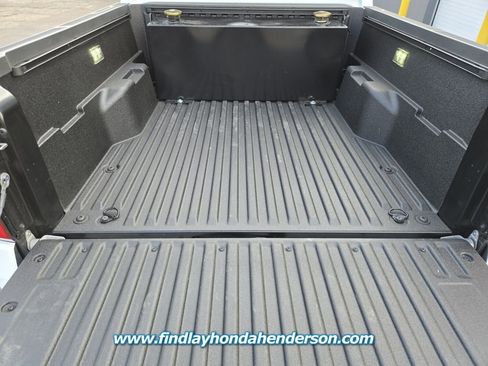 Used 2025 Toyota Tacoma SR5 image 12