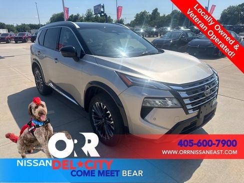 Used 2026 Nissan Rogue Platinum w/ Platinum Premium Package AWD/4WD image 8