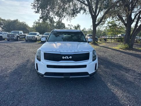 Used 2022 Kia Telluride EX w/ EX Premium Package FWD image 8