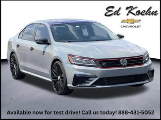 Used 2018 Volkswagen Passat 3.6 FWD video 1