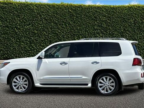 Used 2011 Lexus LX 570 4WD image 7