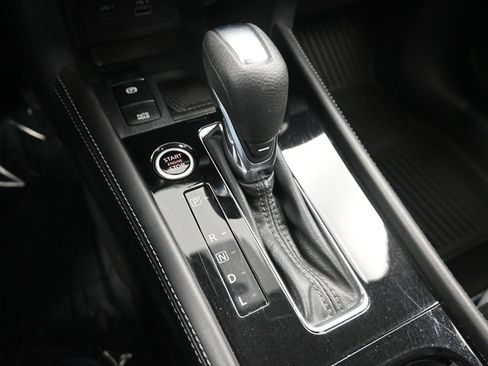 Used 2023 Nissan Kicks SR w/ SR Premium Package image 23