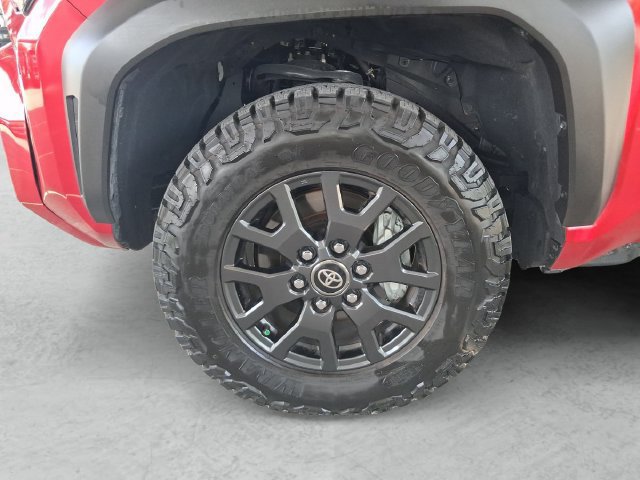 Used 2026 Toyota 4Runner SR5 AWD/4WD image 29