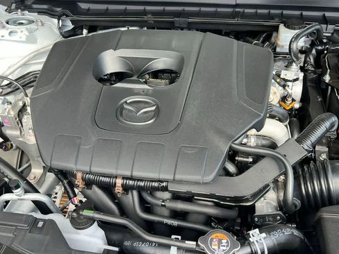 Used 2025 MAZDA CX-50 AWD 2.5 S w/ Premium Package image 10