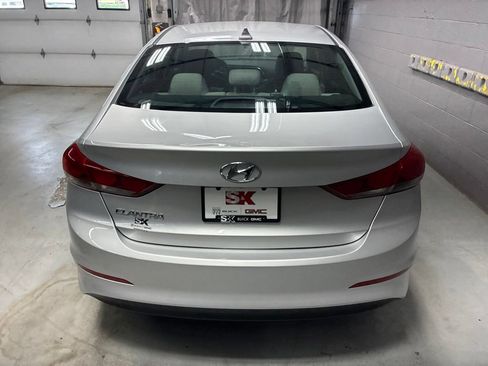 Used 2018 Hyundai Elantra Value Edition w/ Cargo Package FWD image 26