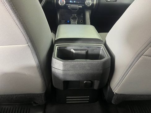 Certified 2025 Toyota Tacoma SR5 image 36