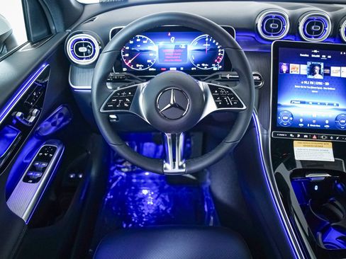 New 2026 Mercedes-Benz GLC 350e 4MATIC image 14