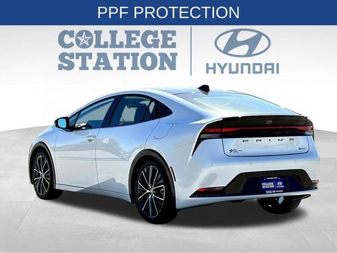 Used 2024 Toyota Prius Limited w/ Limited Premium Package image 8