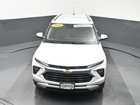 Used 2024 Chevrolet TrailBlazer LT w/ LT Cold Weather Package FWD image 27