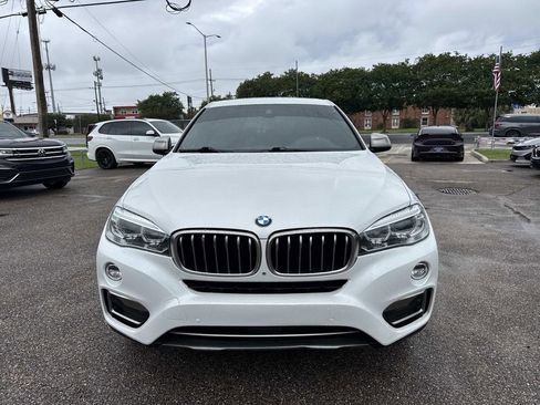 Used 2019 BMW X6 sDrive35i RWD image 2