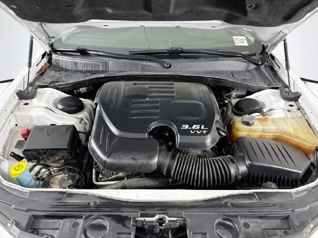 Used 2022 Chrysler 300 Touring L w/ Popular Equipment Group RWD image 30