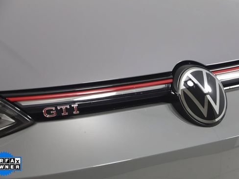 Used 2024 Volkswagen GTI SE image 17