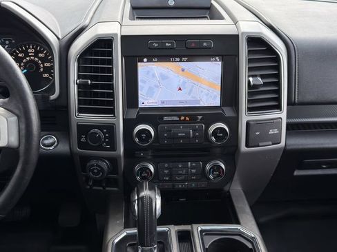 Used 2018 Ford F150 Lariat w/ Equipment Group 502A Luxury image 15