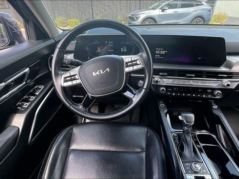 Used 2023 Kia Telluride S AWD/4WD image 8