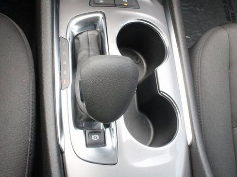 Used 2025 Chevrolet Malibu LT image 34