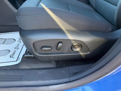 New 2026 GMC Terrain AT4 w/ Convenience Package III image 25