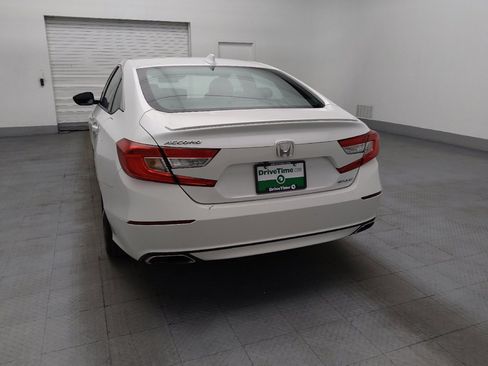 Used 2018 Honda Accord Sport image 6
