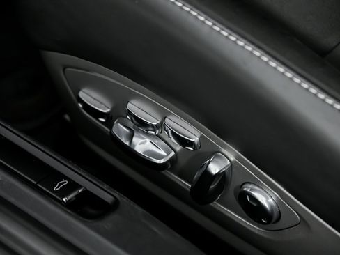 Used 2022 Porsche 718 Cayman GT4 image 22