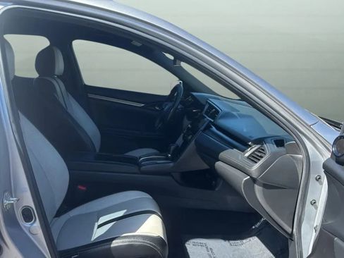 Used 2020 Honda Civic Sport image 32