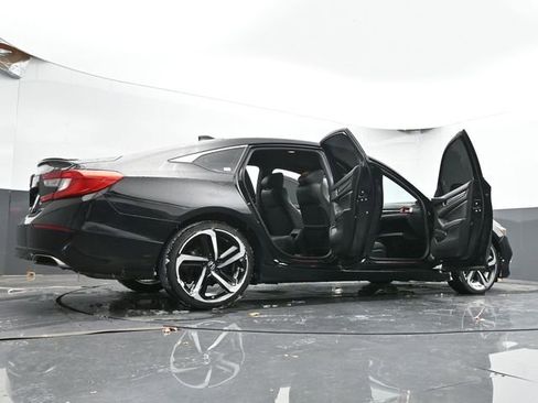 Used 2019 Honda Accord Sport image 69