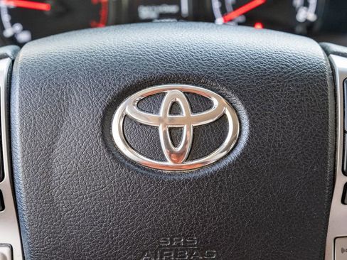 Used 2022 Toyota 4Runner SR5 Premium w/ Moonroof Package AWD/4WD image 24