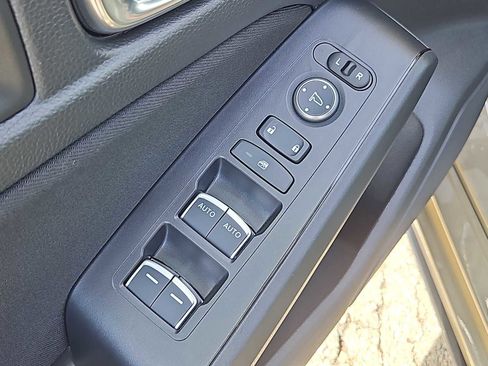 Used 2025 Honda Civic Sport image 13