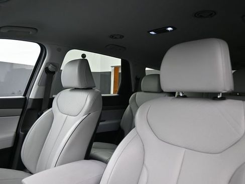 Used 2025 Hyundai Palisade SEL image 23