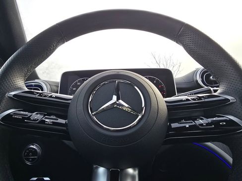 Used 2025 Mercedes-Benz C 300 4MATIC Sedan image 27