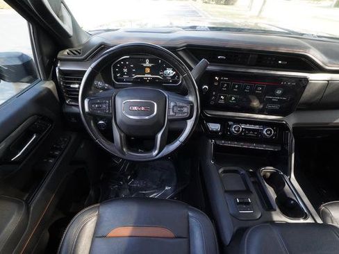 Used 2024 GMC Sierra 2500 AT4 w/ AT4 Premium Plus Package AWD/4WD image 16