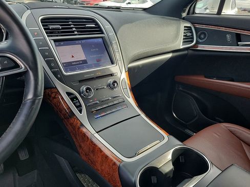 Used 2020 Lincoln Nautilus Reserve w/ Equipment Group 201A image 20